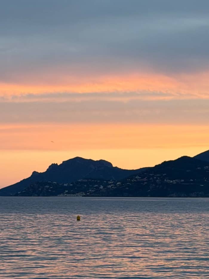 Volledige dagcruise Lérins-eilanden, Billionaires Bay en Théoule-sur-Mer