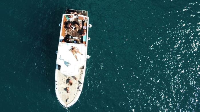 Ischia Senza Fretta: A full day of snorkeling and sea caves