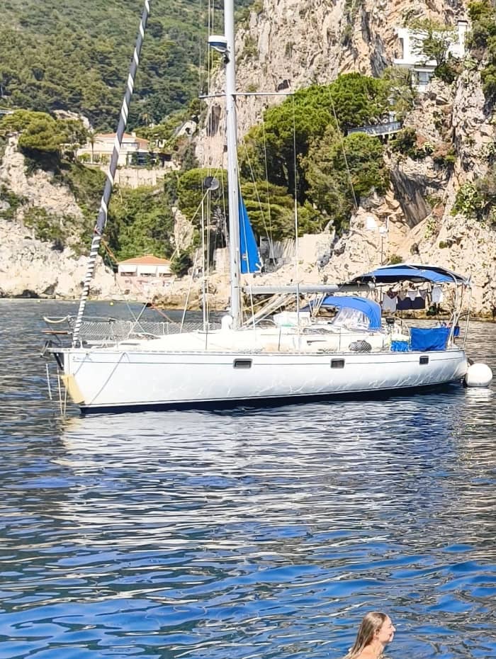 Discover Menton with a half-day boat tour (fuel not included)