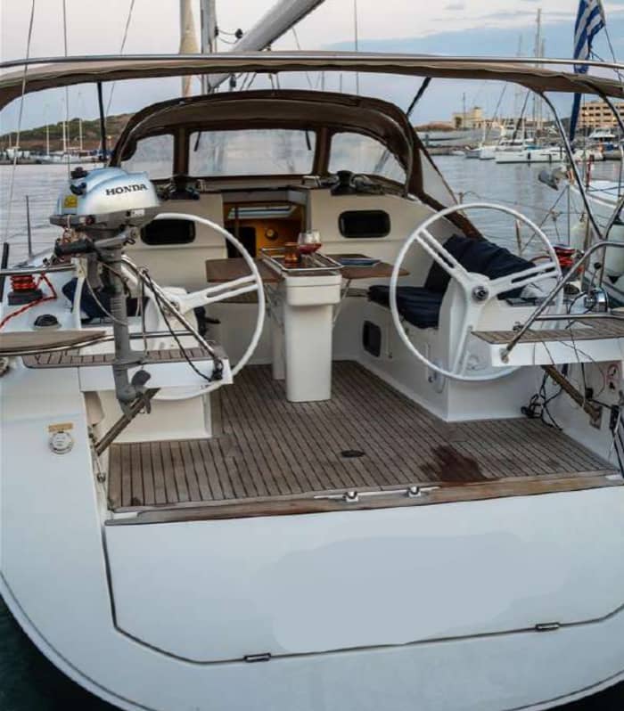 Hersonissos 4hours small group sailing tours with meal and drinks (10 guests)