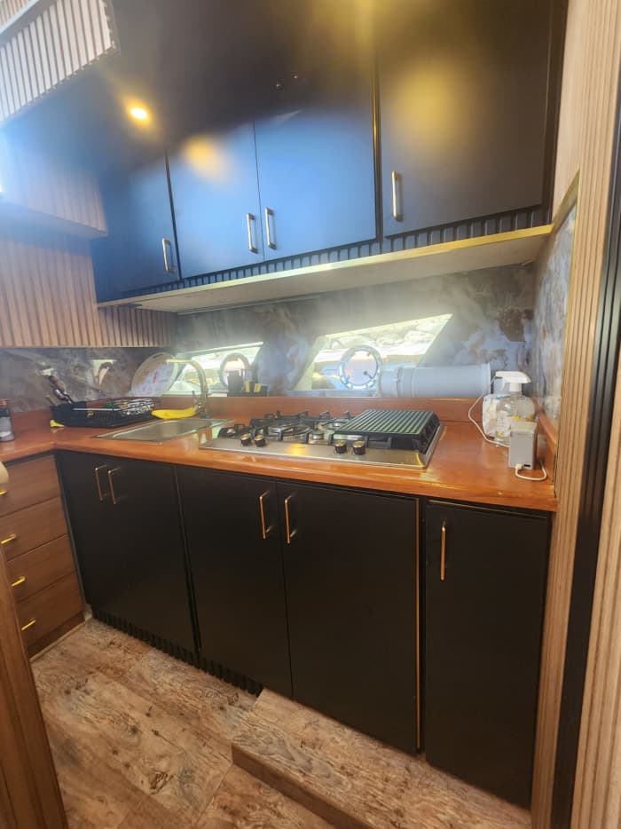 Passeio de iate privativo em Antalya com jacuzzi | Almoço e traslado VIP incluídos