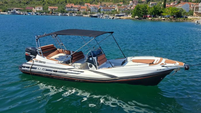 Signature Half-Day Luxury Cruise – ZAR 75 Sport