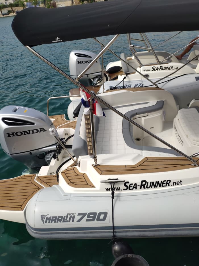 Ön Brač, ön Hvar och Pakleni-öarna privat båttur hela dagen