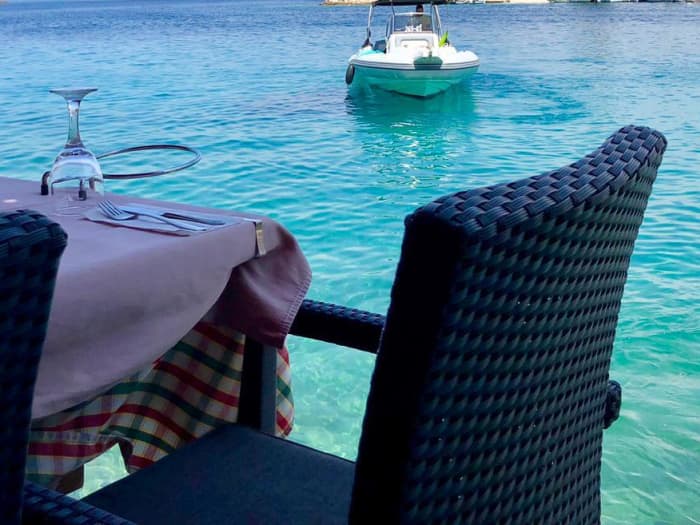 Ön Brač, ön Hvar och Pakleni-öarna privat båttur hela dagen
