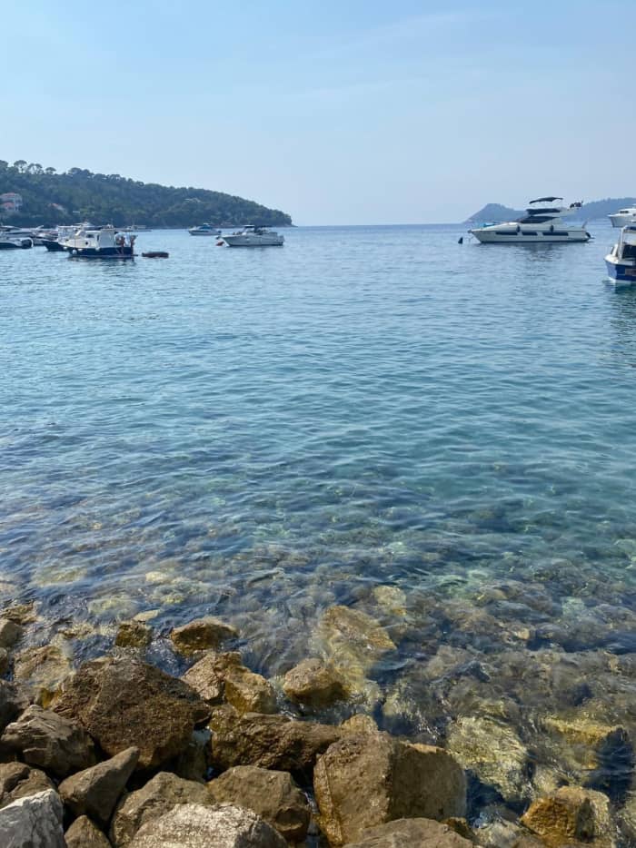 Całodniowa prywatna wycieczka jachtem z Dubrownika na Wyspy Elafickie – Koločep, Błękitna Jaskinia, plaża Sunj i Lopud