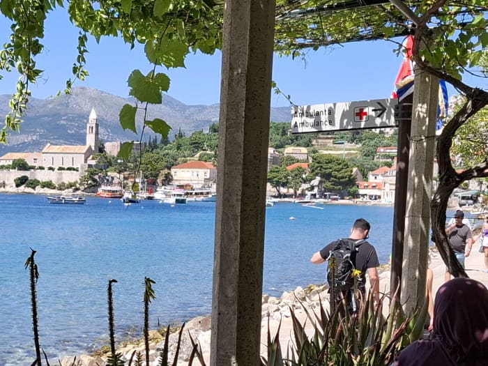 Całodniowa prywatna wycieczka jachtem z Dubrownika na Wyspy Elafickie – Koločep, Błękitna Jaskinia, plaża Sunj i Lopud