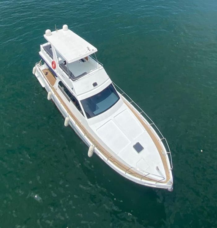 8-Hour Princes’ Islands Yacht Cruise for 10 Guests