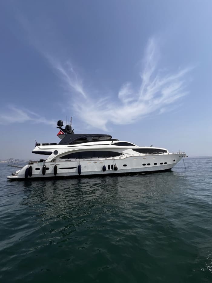 Private Luxury Yacht Cruise – Bosphorus Experience
