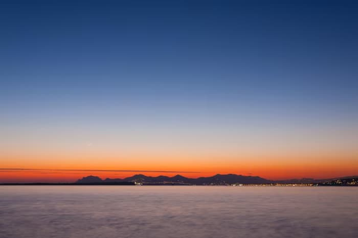 Sunset aperitif – Croisette and Cap d’Antibes