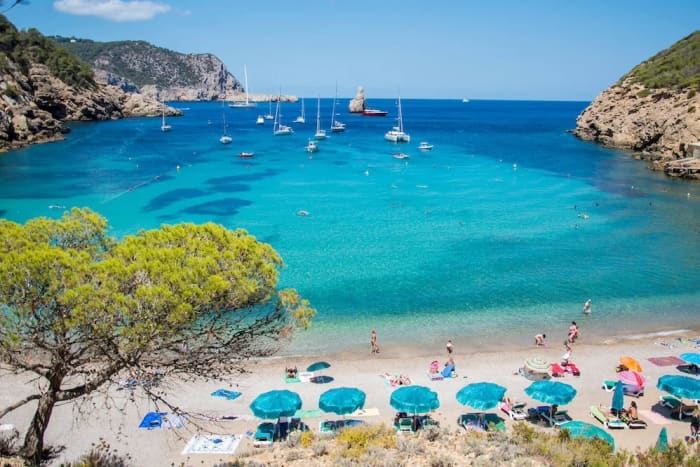 Privéjachtervaring ten noorden van Ibiza - Ses Margalides en Benirràs - een uitzonderlijke dag