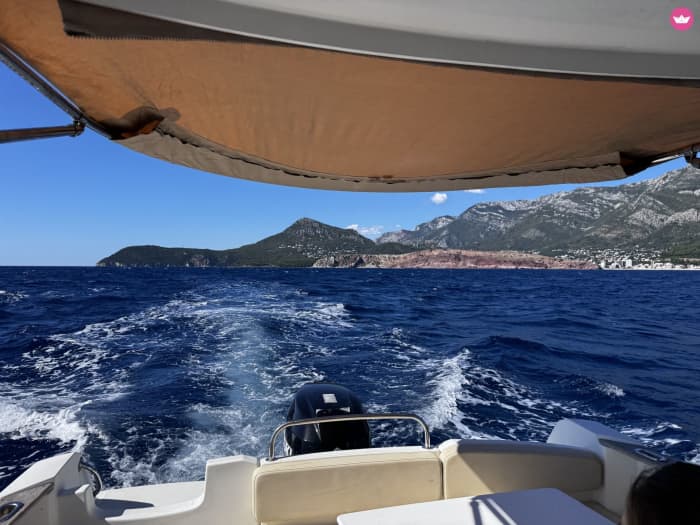 Unique Boat Excursion in Bar, Montenegro : Discover the Adriatic Coast (Flexible Duration)