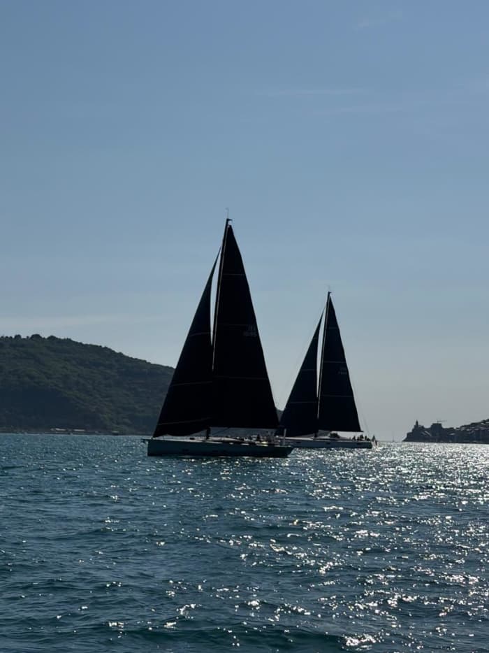 Sailing & Aperitif in the Gulf of Poets – Sunset Cruise