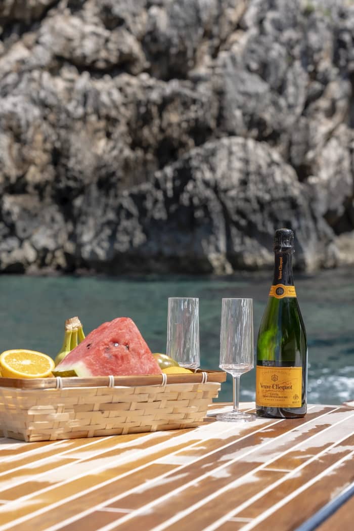 The Dopamine Cruise | Portugal's Happiest Two Hours
