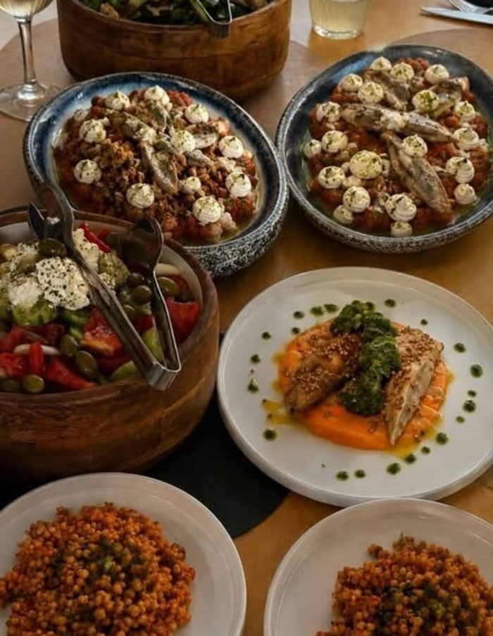 Croisière en catamaran haut de gamme à Héraklion | Menu élaboré par un chef grec figurant parmi les 50 meilleurs