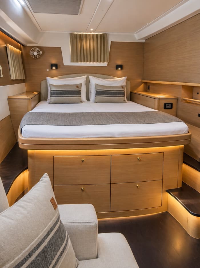 Croisière en catamaran haut de gamme à Héraklion | Menu élaboré par un chef grec figurant parmi les 50 meilleurs