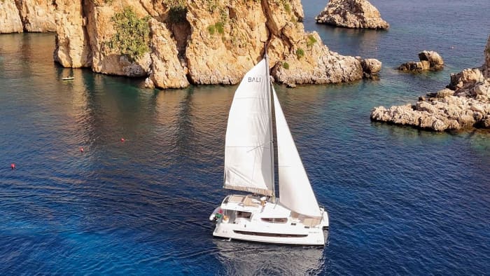 Catamaran & Chill: Your Aperitif with a View of the Tuna Fish Farm