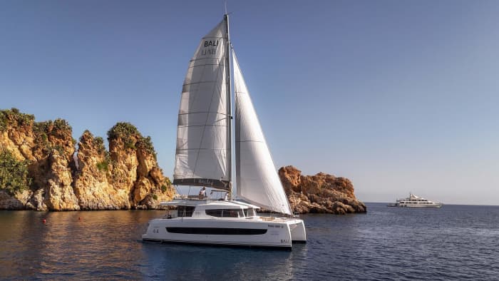 Catamaran & Chill: Your Aperitif with a View of the Tuna Fish Farm