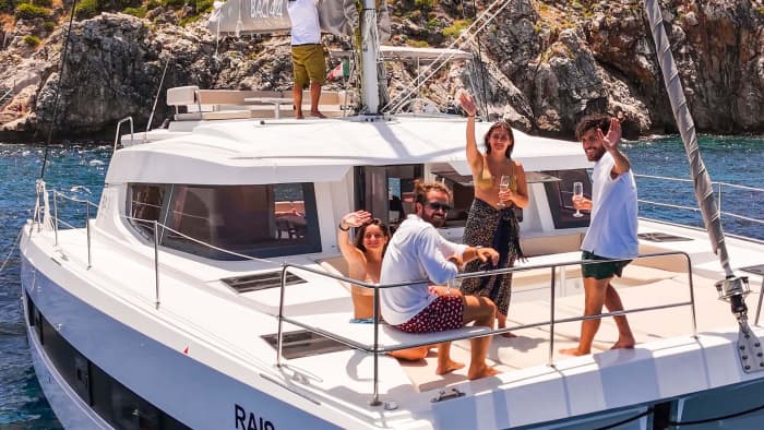 Catamaran & Chill: Your Aperitif with a View of the Tuna Fish Farm