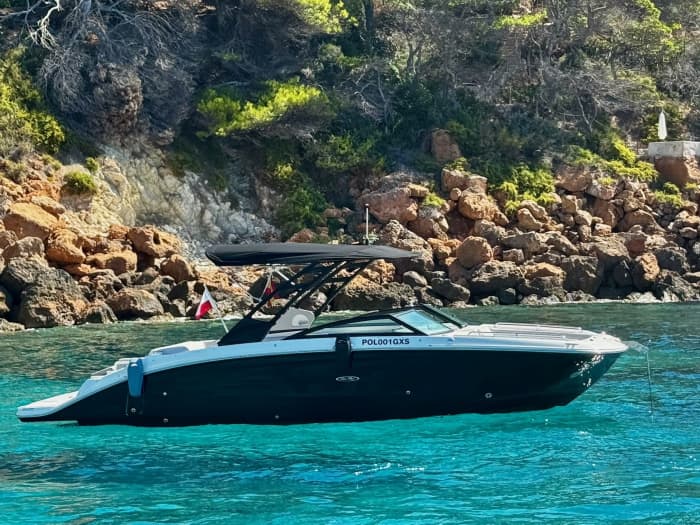 Mallorca in three hours: premium speedboat with captain