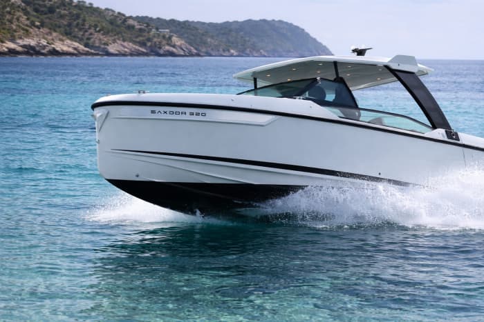 IBIZA PREMIUM WATER TOYS EXPERIMENT