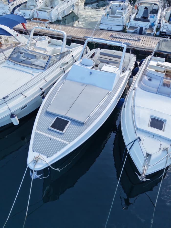 Capri Full Day Tour · ALL INCLUSIVE · Skipper + Fuel + Aperitif