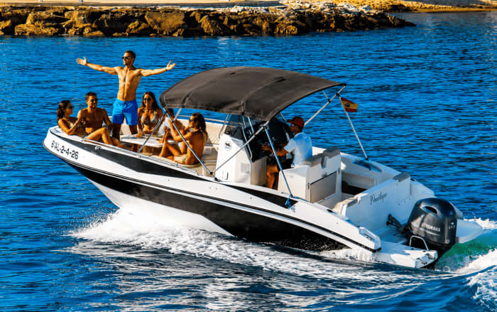 Nireus 620 CL Getaway – Half-day relaxation at sea (4h)