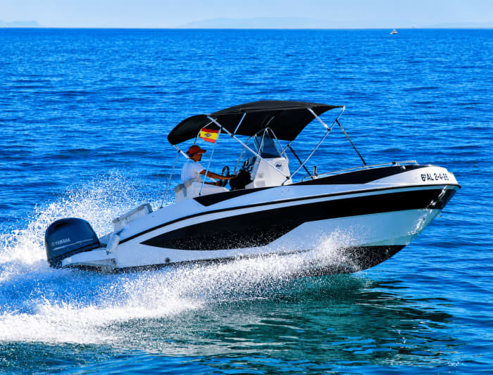 Nireus 620 CL Getaway – Half-day relaxation at sea (4h)