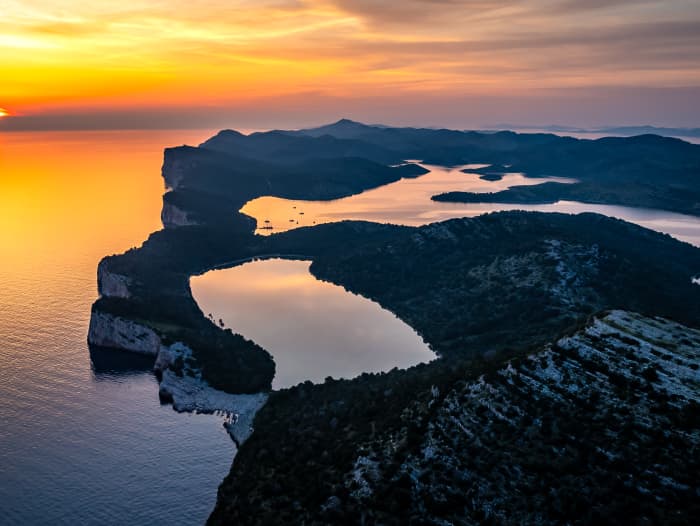 Sunset Luxury Tour
