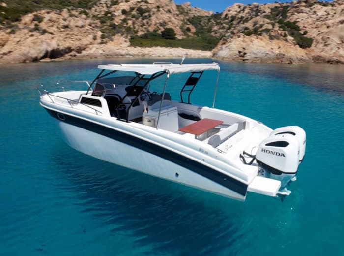 Privat båttur i La Maddalena skärgård med skeppare ingår