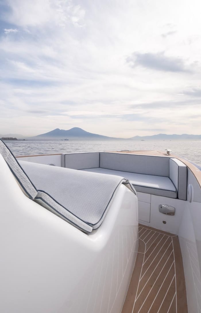 Capri Prestige Cruise – BoatVibe 40ft Yacht Experience