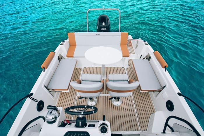 Private boat trips around Mallorca | All inclusive: skipper, fuel and water toys - 2.5 hour sunset experience (F2)