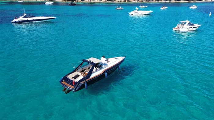 Croisière aux îles de Lerins ou Esterel avec Skipper et carburant compris - Cannes