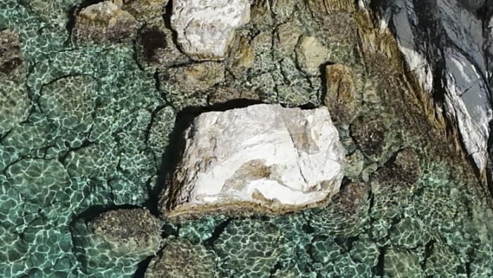 * Excursion d'une demi-journée aux îles Scorpios et Meganisi (visite de la grotte Papanicolis) *