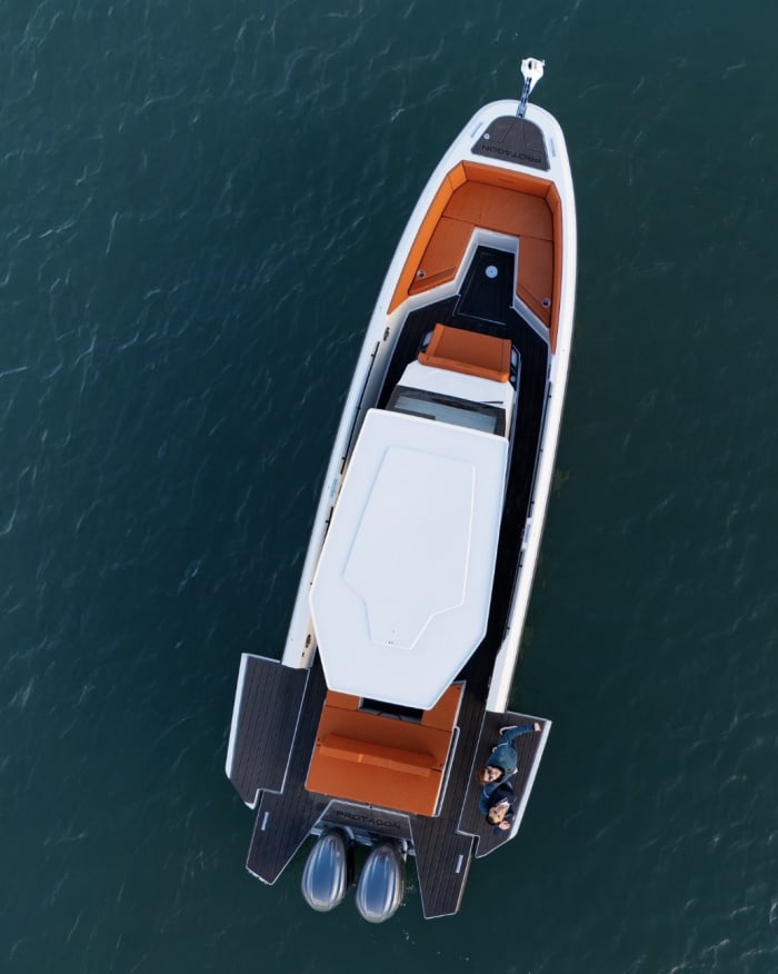Vasiliki, Protagon 33 Joyaux cachés de la Crète – Croisière privée à Stavros et Agia Pelagia