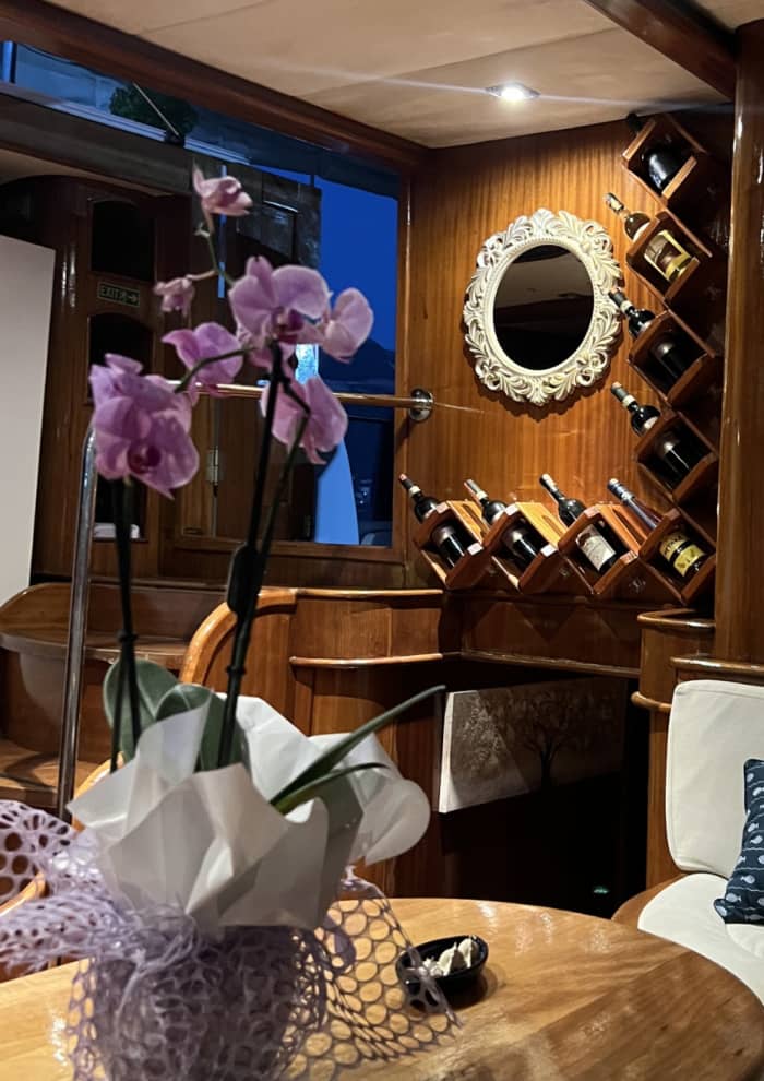Luxecruise naar het eiland Sazan, Karaburun en de Haxhi Ali-grot