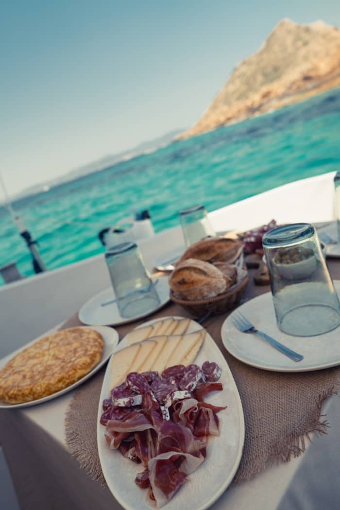 Palma Bay in een traditionele boot (inclusief lokale snacks)
