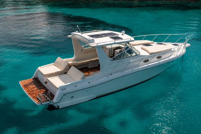 Coastal Wonders: Hidden Bays & Hvar's Red Rock Beauty