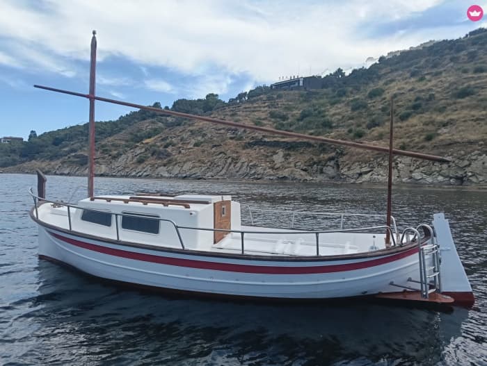 A Full Day Drifting Through the Hidden Coves of Cap de Creus