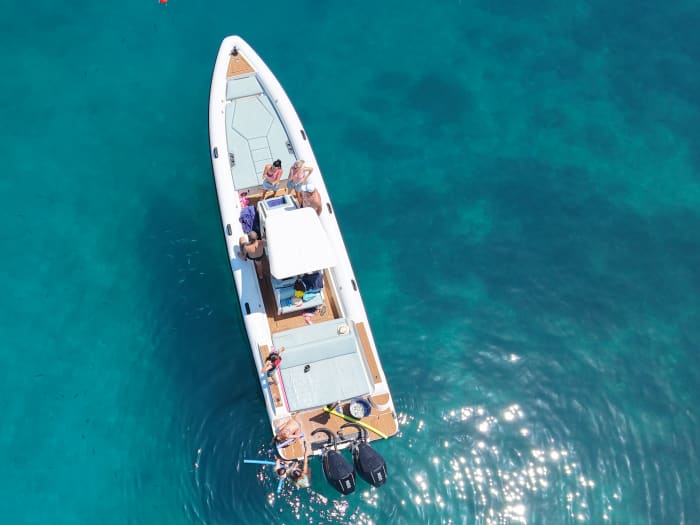 Luxury Day Cruise in Syvota – Swim, Explore & Relax