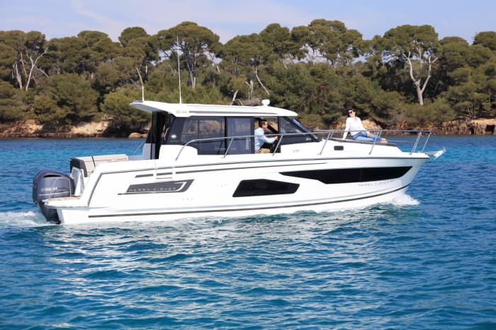 Overnight Yacht Cruise in Bacoli: Nautical Camping & Breakfast Experience