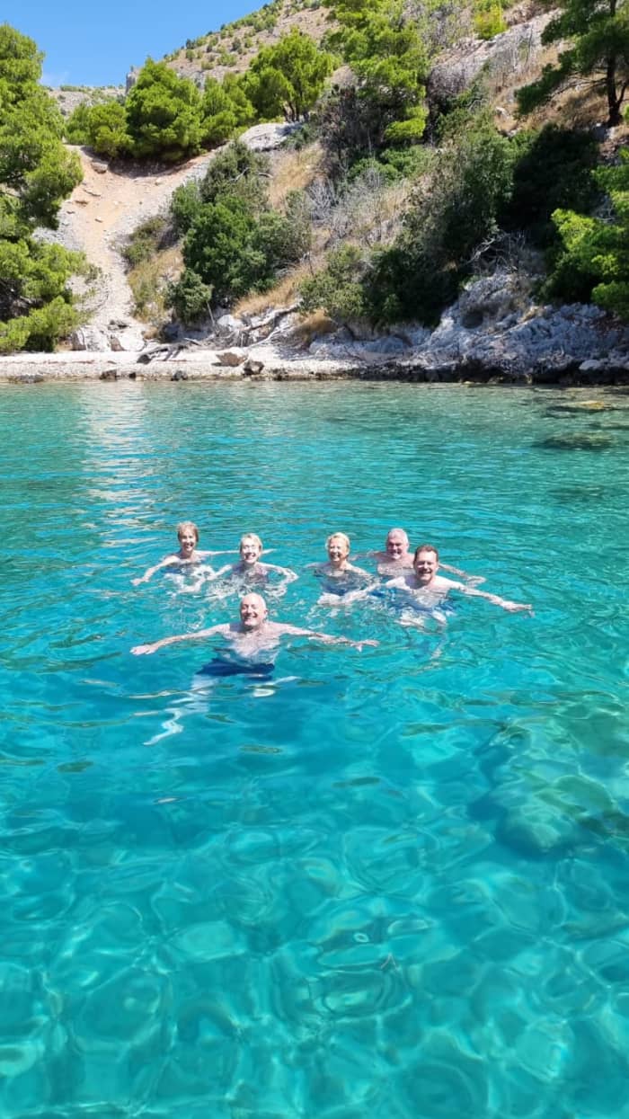 Half Day Trogir, Blue Lagoon and Maslinica Town Boat Tour
