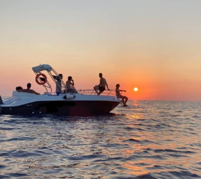 Zonsondergang op Ibiza zoals je die nog nooit eerder hebt gezien.
