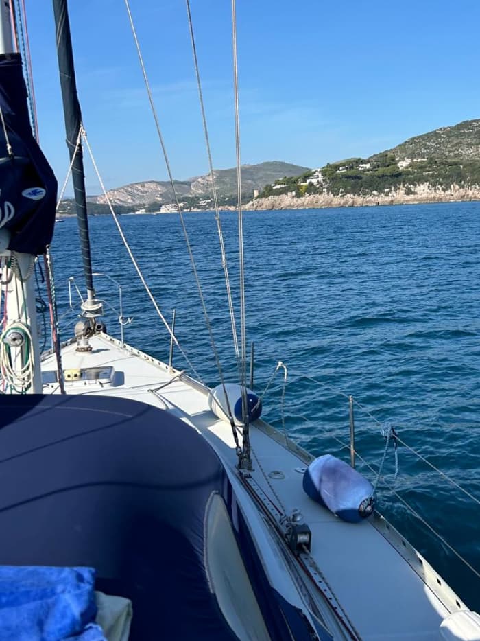 Sailing Experience from Gaeta to Sperlonga – aboard MAY BE