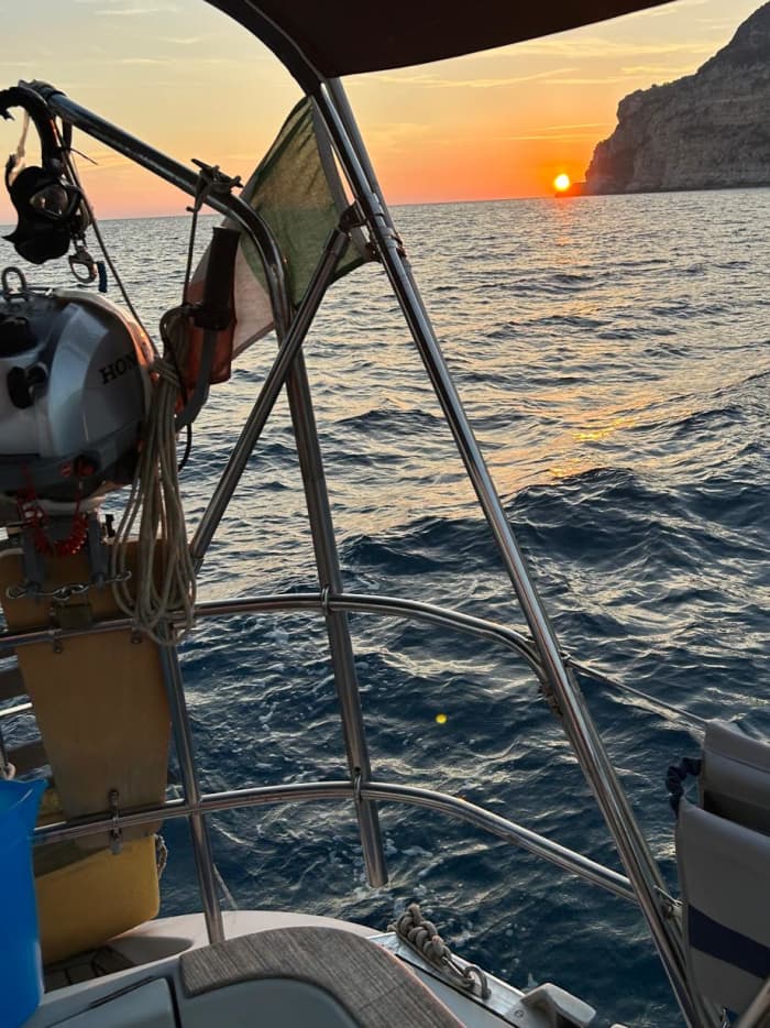 Sailing Experience from Gaeta to Sperlonga – aboard MAY BE