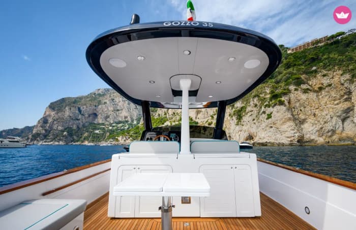 Half-day morning excursion aboard the Apreamare Gozzo 35