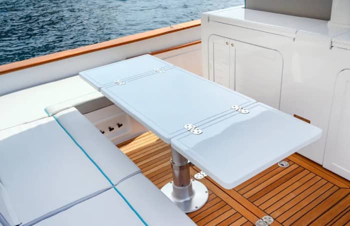 Half-day morning excursion aboard the Apreamare Gozzo 35