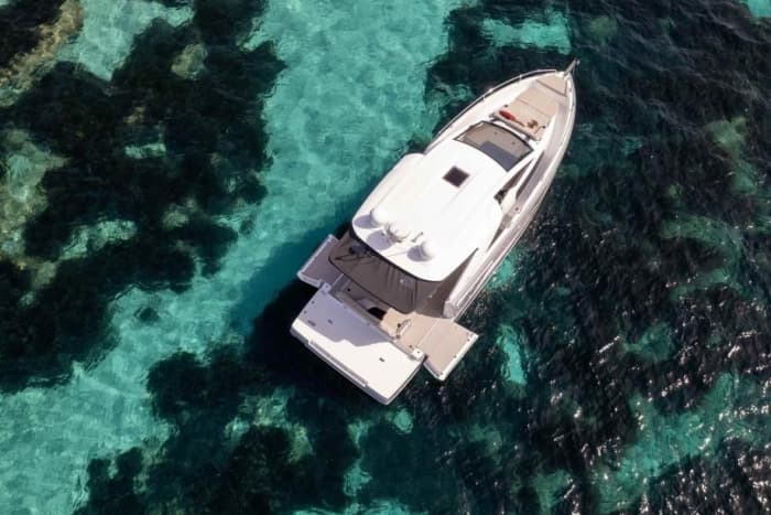 Full day aboard the Jeanneau DB 37
