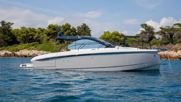 Full-Day Yacht Experience in Dénia