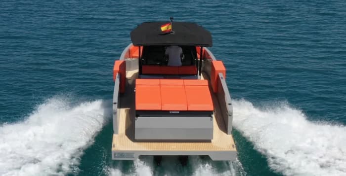 Luxe-ervaring op Ibiza en Formentera: zonsondergangbeleving | Premium charter voor 9 personen met kapitein