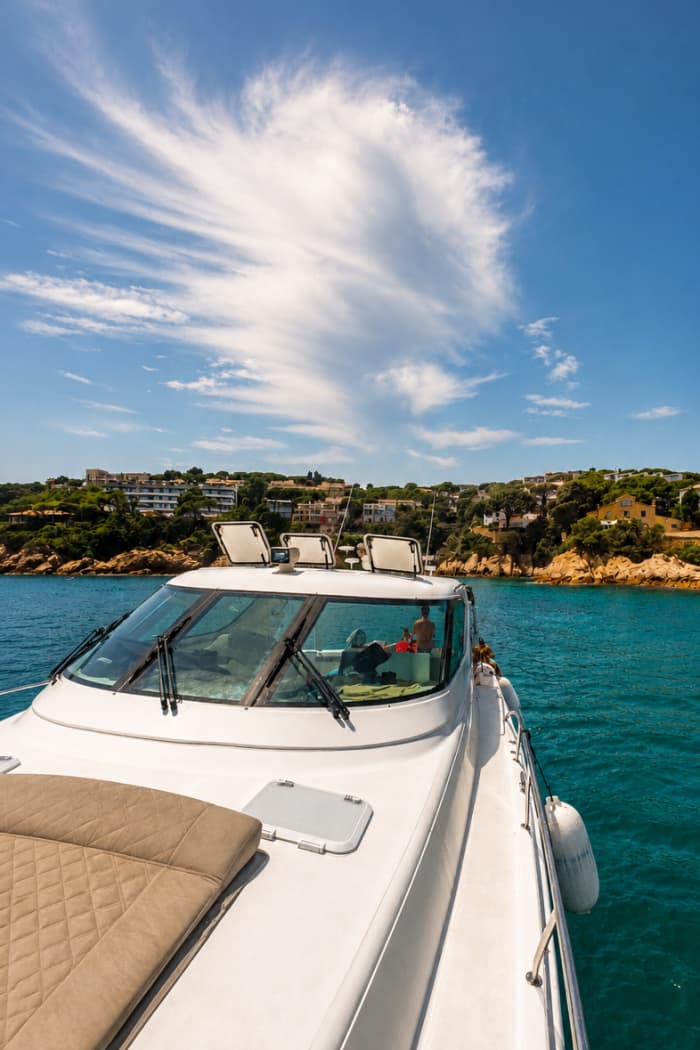 ✨ Ekskluzywna 3-godzinna wycieczka na pokładzie Riviera 43 wzdłuż Costa Brava